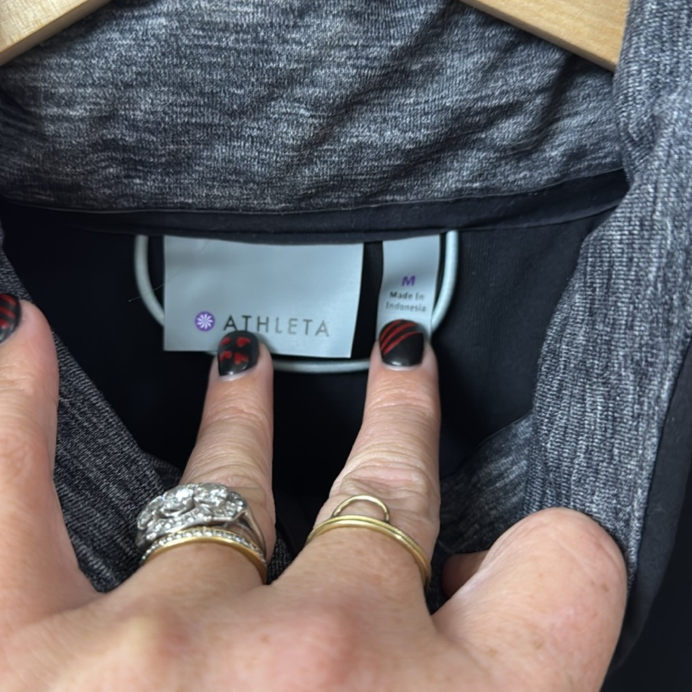Athleta Run Jacket - Picture 6 of 10